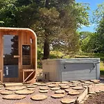 Copper Cove At Lough Sillan House - Adults Only *